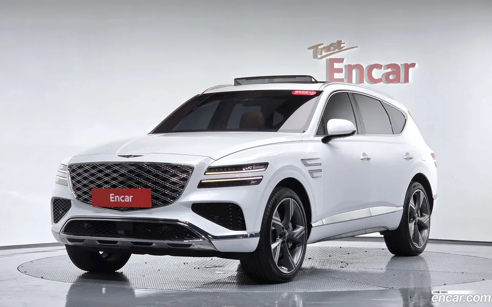 Genesis GV80 2.5T AWD 2024 — photo 1, buy with delivery to Moscow