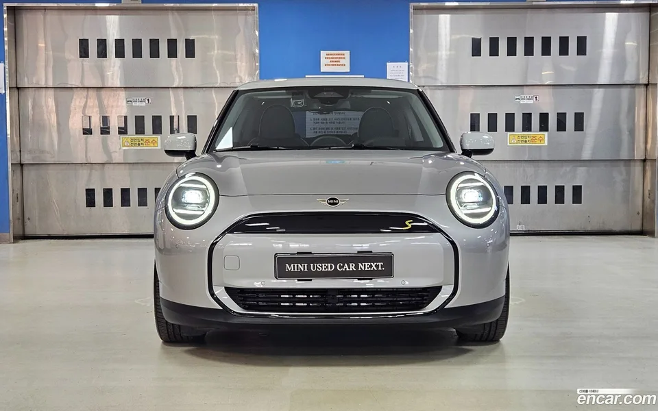 MINI Cooper Electric SE 2024 — thumbnail 3