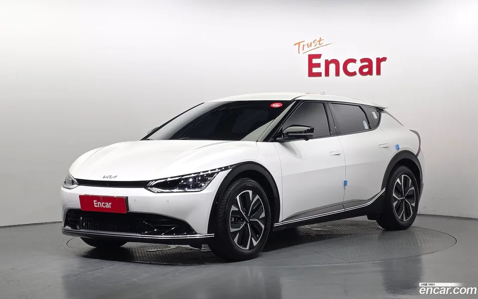 Kia EV6 2024 — photo 1, buy with delivery to Moscow