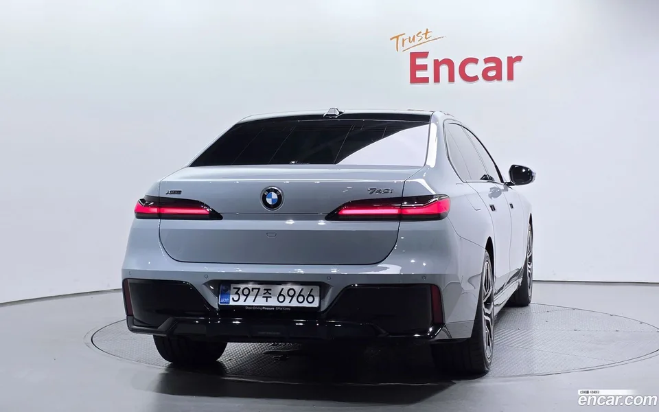 BMW 7 Series 740i xDrive M 2026 — миниатюра 4