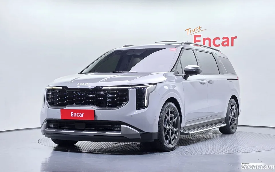 Kia Carnival HEV 9 2024 — photo 1, buy with delivery to Moscow