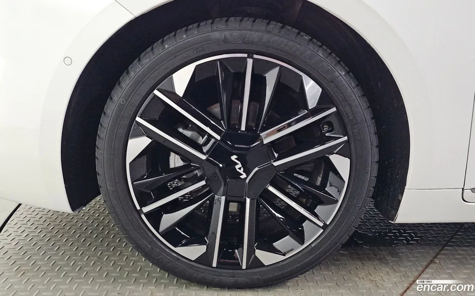 Kia K8 Hybrid 2024 — thumbnail 5