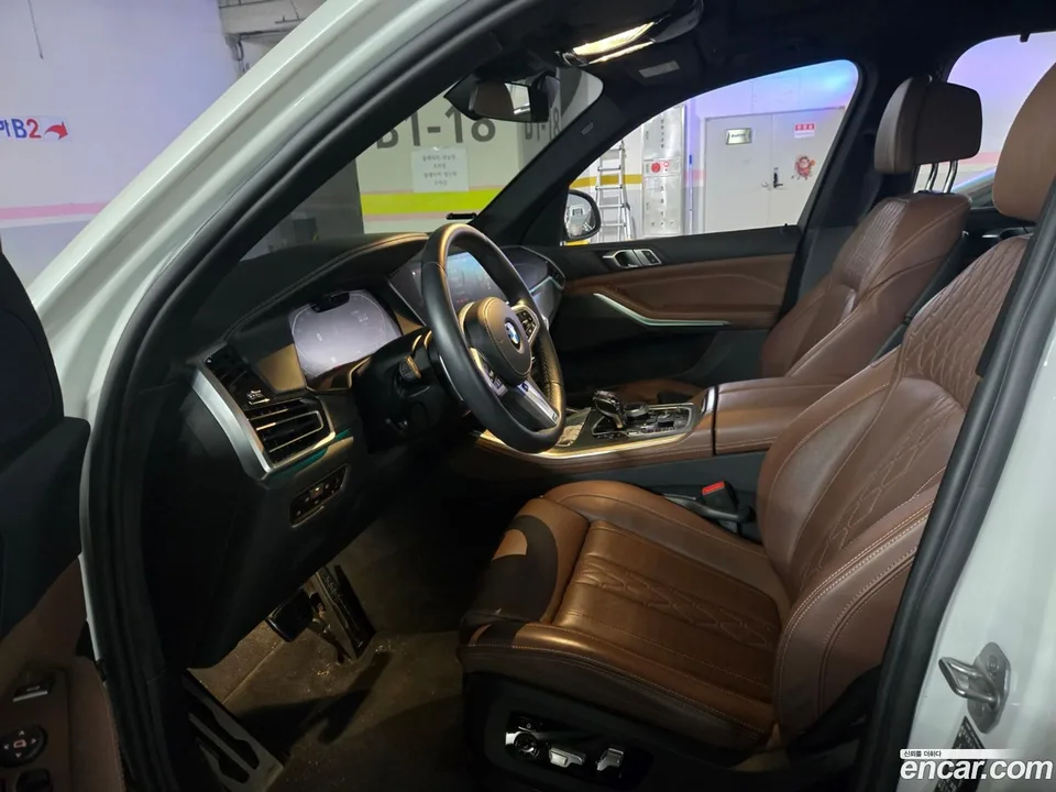 BMW X5 xDrive 40i M 2022 — thumbnail 2