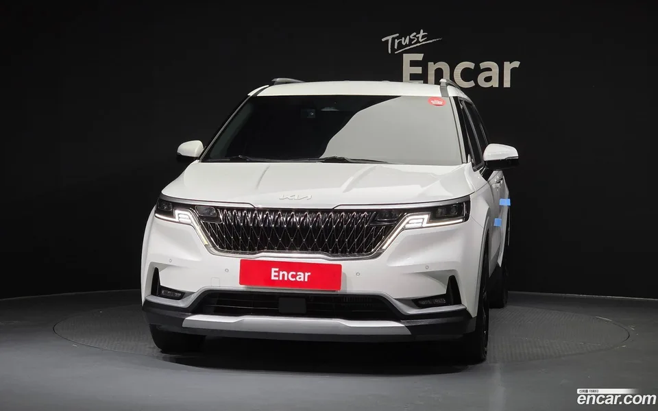 Kia Carnival 9 2022 — thumbnail 3