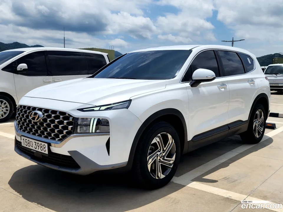 Hyundai SantaFe 2.2 2WD 2022 — photo 1, buy with delivery to Moscow