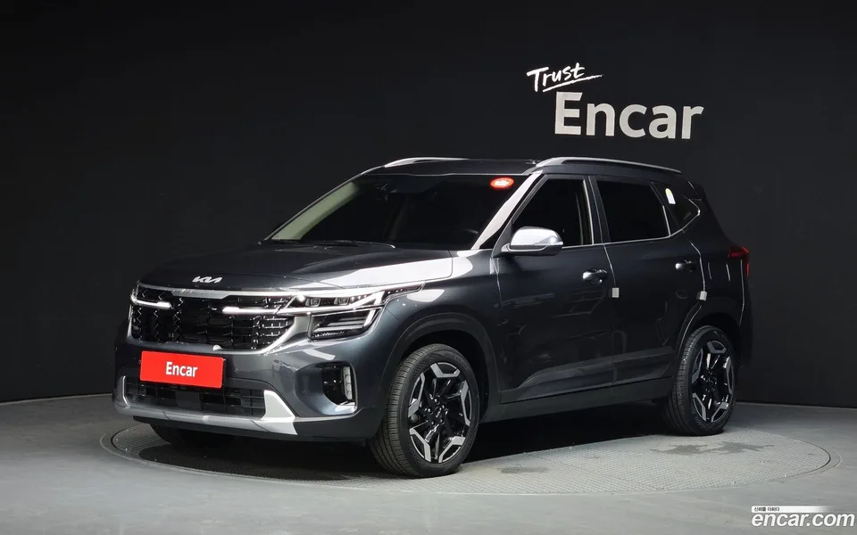 Kia Seltos 1.6 2WD 2024 — photo 1, buy with delivery to Moscow