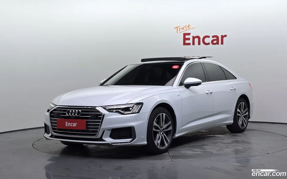 Audi A6 45 TFSI 2022 — photo 1, buy with delivery to Moscow