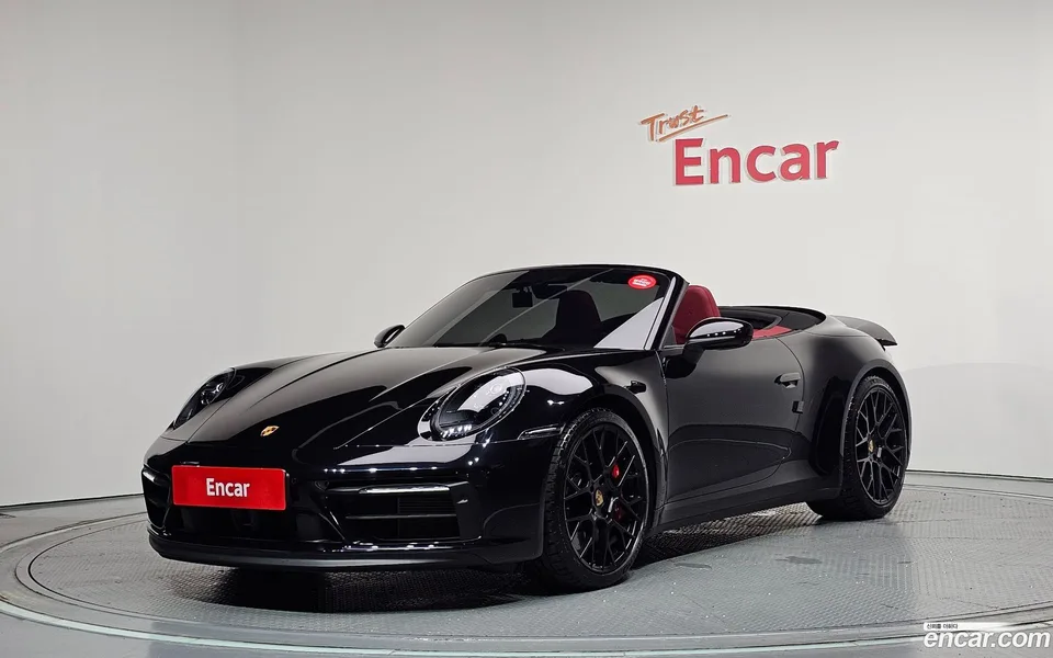 Porsche 911 (992) 4 GTS 2023 — photo 1, buy with delivery to Moscow
