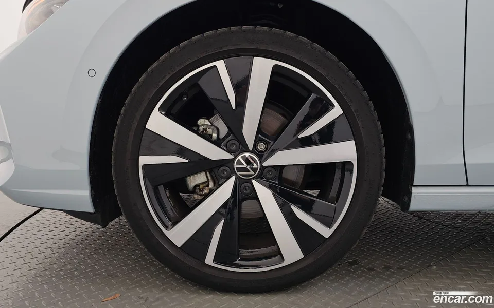 Volkswagen Golf 2.0 TDI 2025 — thumbnail 5