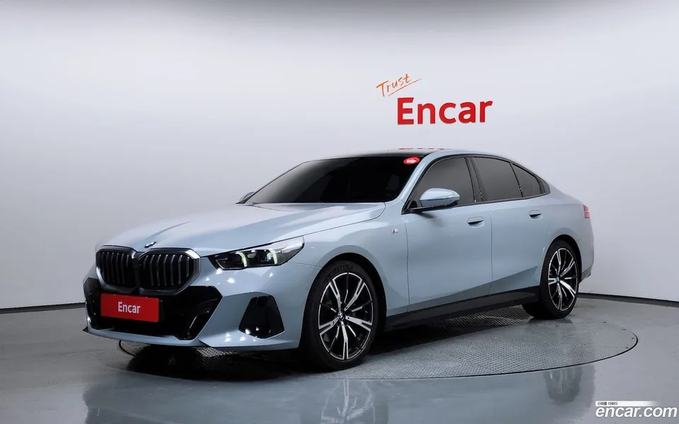 BMW 5 Series 530i xDrive M 2024 — photo 1, buy with delivery to Moscow