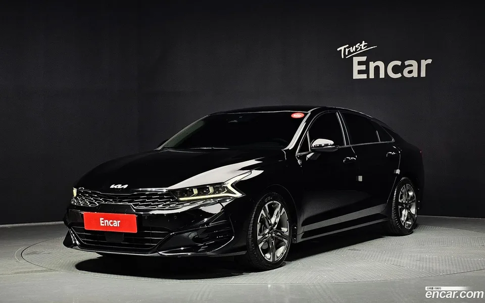 Kia K5 2.0 2022 — photo 1, buy with delivery to Moscow
