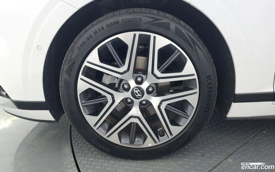 Hyundai Grandeur Hybrid 2024 — миниатюра 5