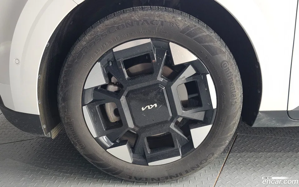 Kia Carnival HEV 9 2024 — thumbnail 2