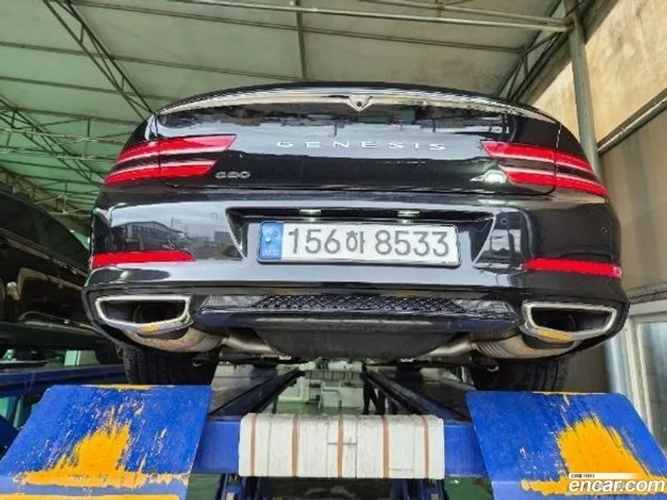 Genesis G80 3.5 AWD 2023 — thumbnail 2