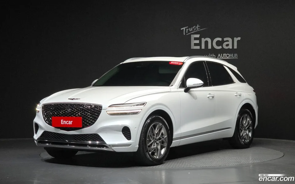 Genesis GV70 2.5T 2WD 2023 — photo 1, buy with delivery to Moscow
