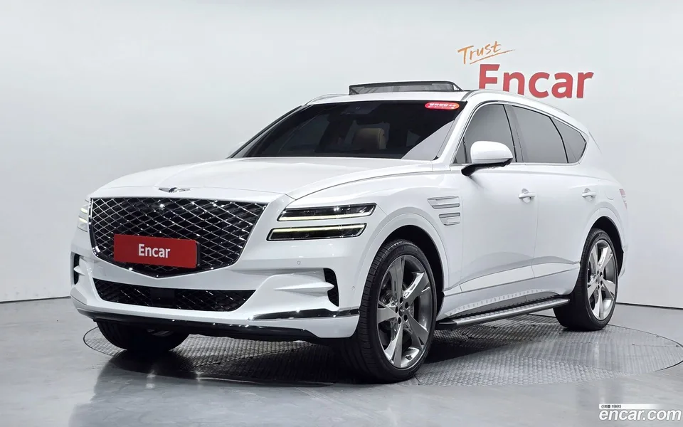 Genesis GV80 2.5T 2WD 2022 — фото 1, купить с доставкой в Москву