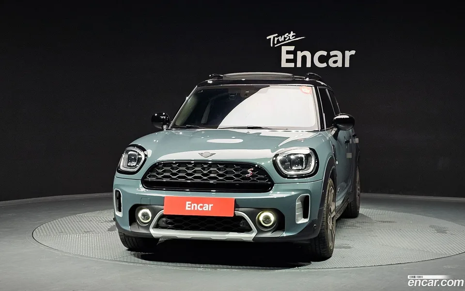 MINI Cooper S Countryman ALL4 2023 — thumbnail 3