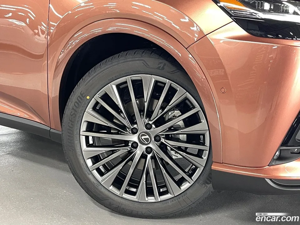 Lexus RX 350h 2026 — thumbnail 4