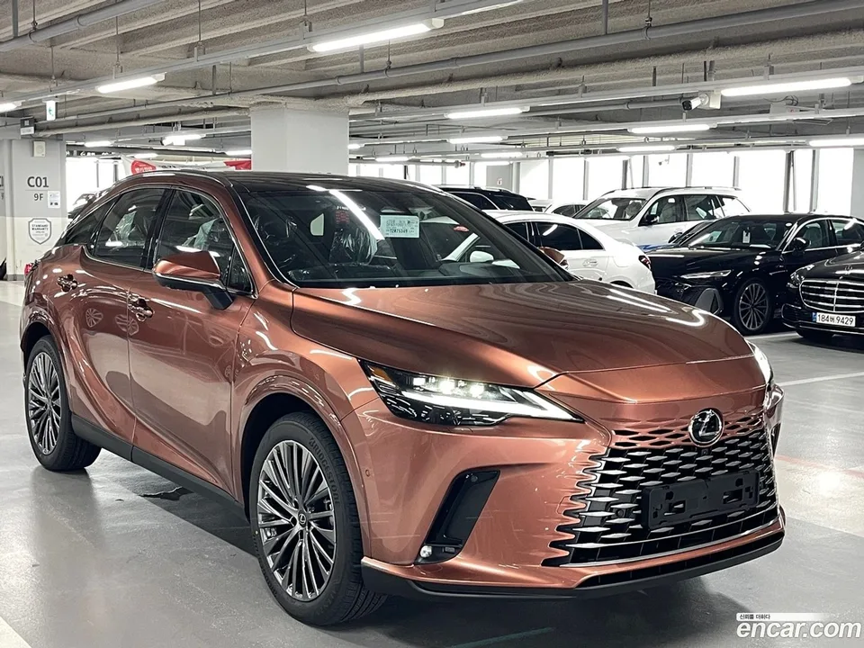 Lexus RX 350h 2026 — photo 1, buy with delivery to Moscow