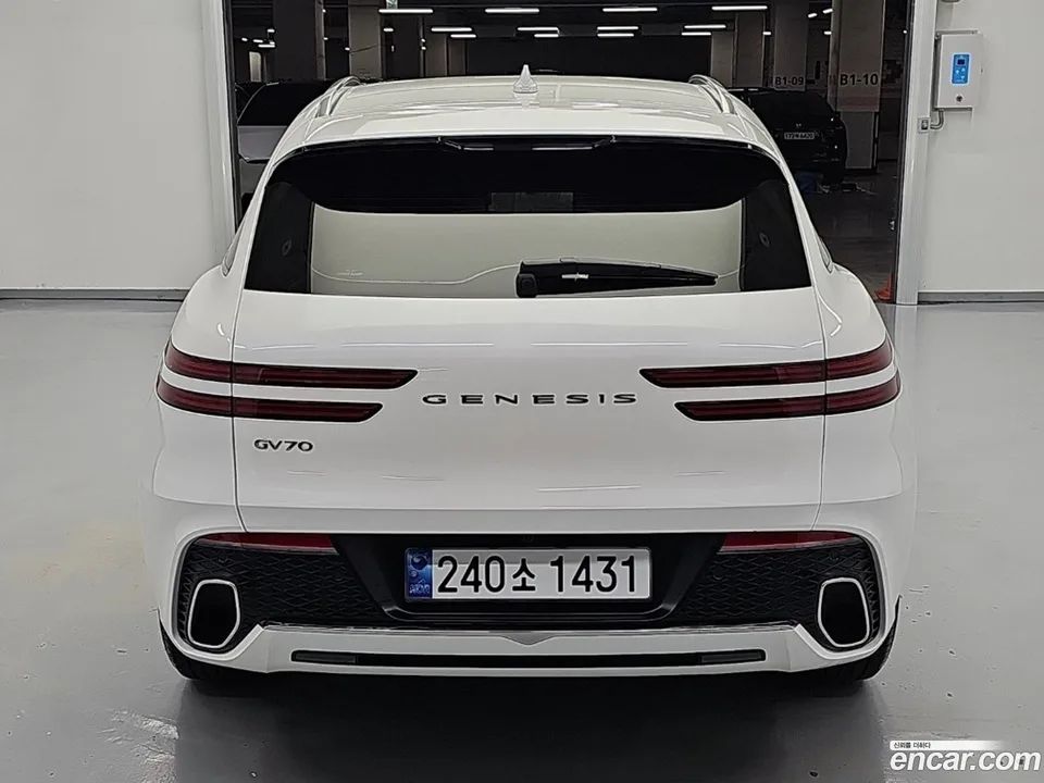 Genesis GV70 2.5T 2WD 2024 — thumbnail 3