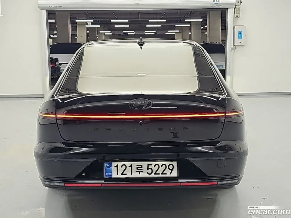 Hyundai Grandeur Hybrid 2026 — thumbnail 3