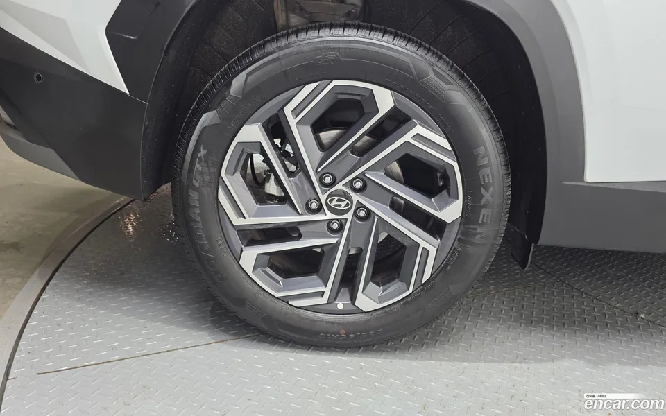Hyundai Tucson NX4 1.6 4WD 2024 — thumbnail 2