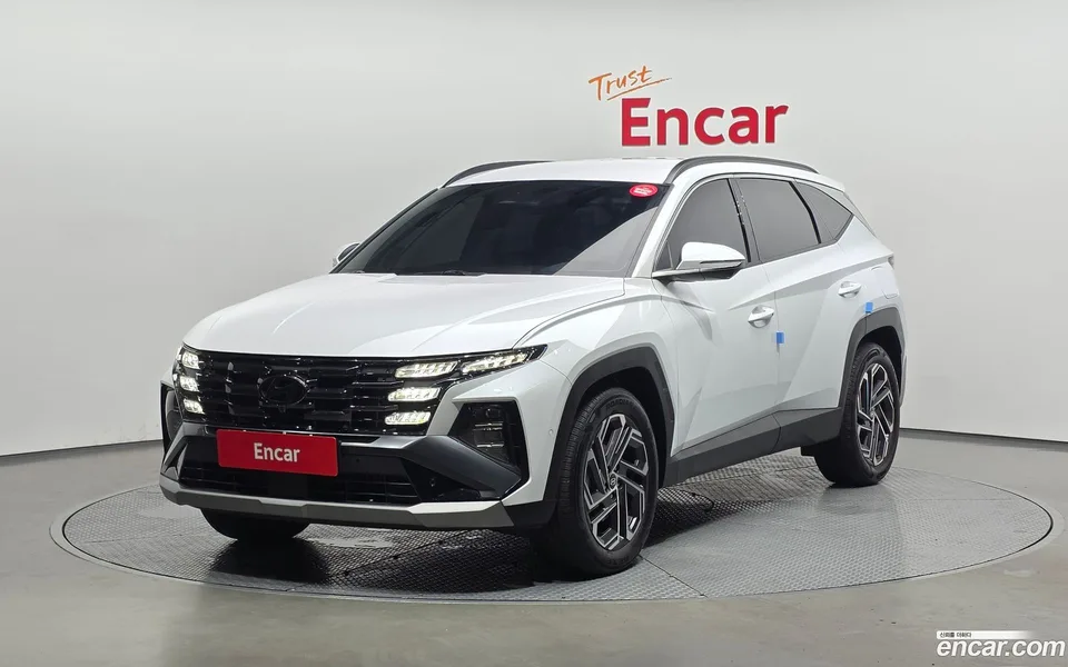 Hyundai Tucson NX4 1.6 4WD 2024 — photo 1, buy with delivery to Moscow