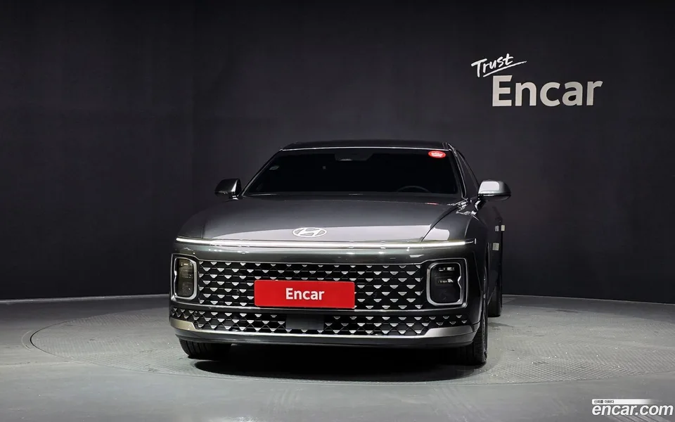 Hyundai Grandeur Hybrid 2023 — thumbnail 3