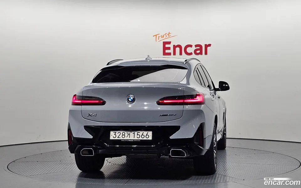 BMW X4 xDrive20d M 2025 — миниатюра 4