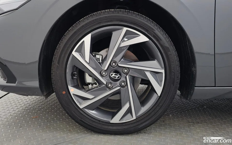 Hyundai Avante CN7 1.6 2025 — thumbnail 5