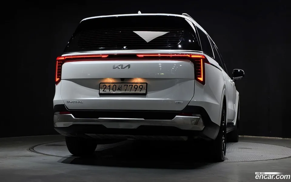 Kia Carnival HEV 9 2025 — thumbnail 4