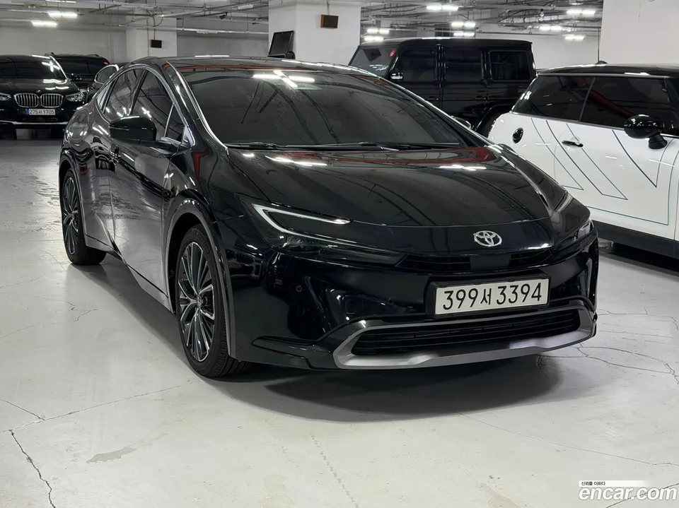 Toyota Prius 2.0 XLE 2024 — thumbnail 3