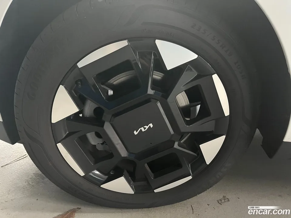 Kia Carnival HEV 9 2025 — thumbnail 2