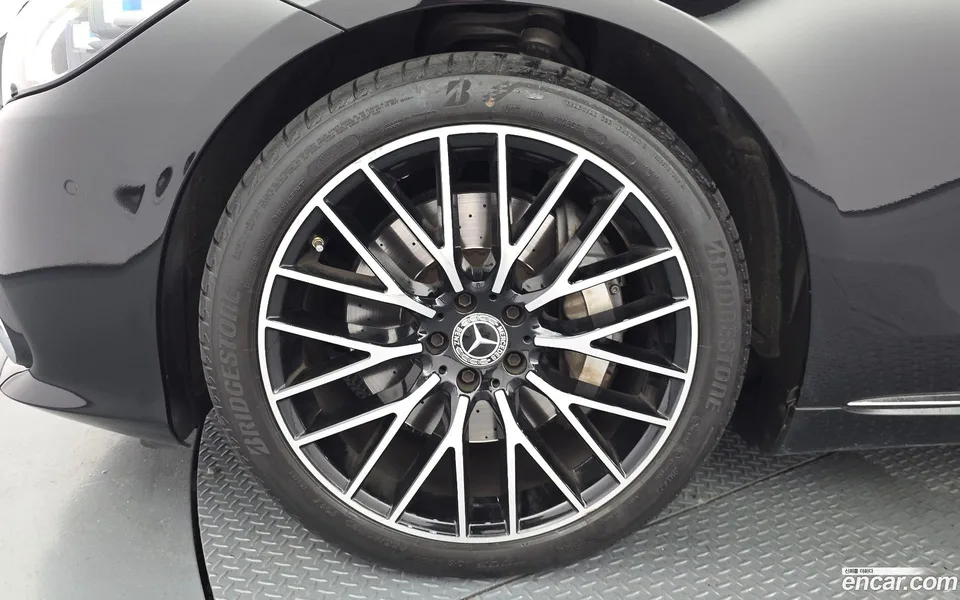 Mercedes-Benz S-Class S580L 4MATIC 2022 — thumbnail 5