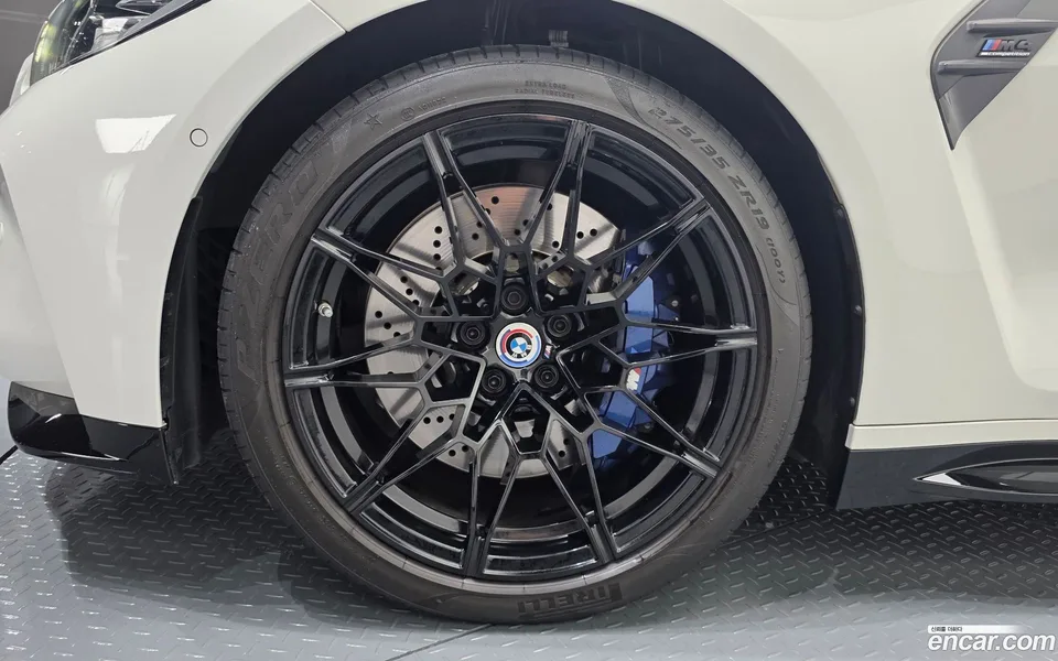 BMW M4 M4 M xDrive 2023 — thumbnail 2