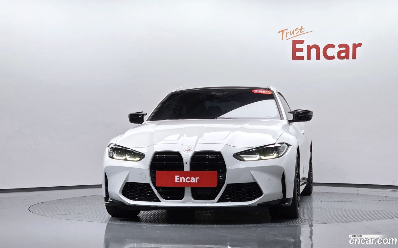 BMW M4 2023 — 3
