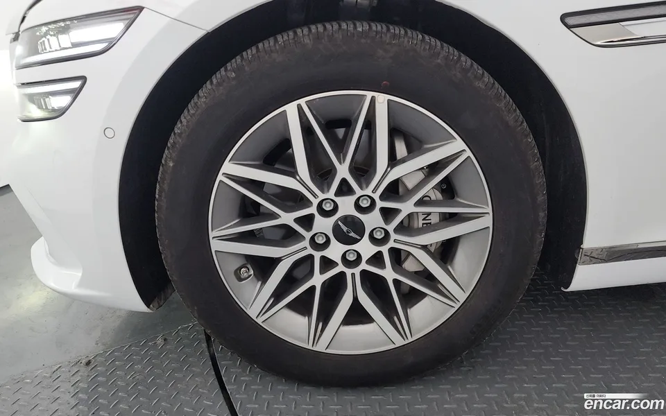 Genesis G80 2.5 AWD 2024 — thumbnail 2