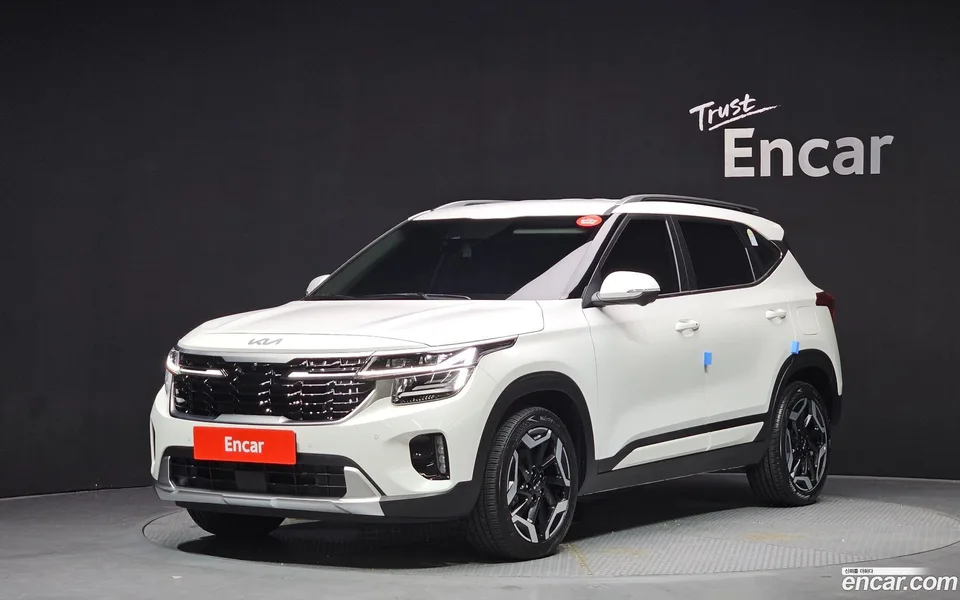 Kia Seltos 1.6 2WD 2025 — photo 1, buy with delivery to Moscow