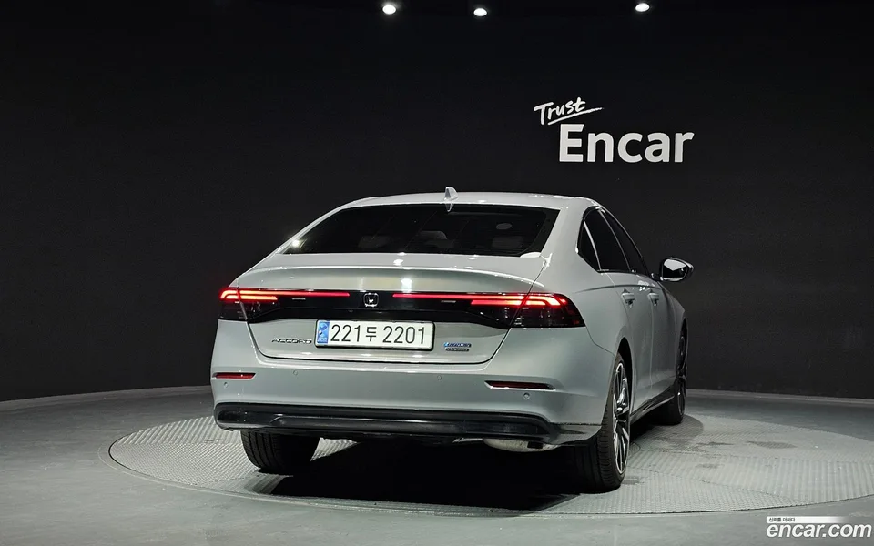 Honda Accord 2.0 2024 — миниатюра 4