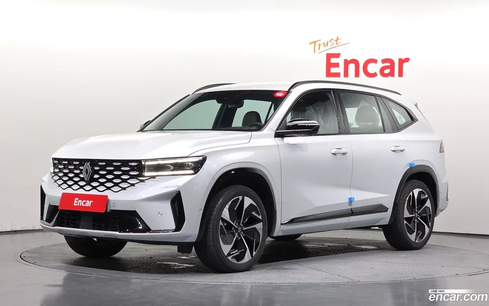 Renault Samsung Grand Koleos 1.5 E-TECH 2WD 2025 — photo 1, buy with delivery to Moscow