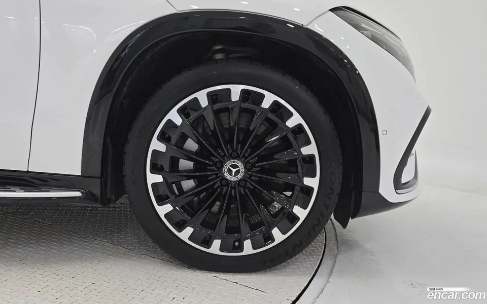 Mercedes-Benz EQS SUV EQS580 4MATIC 2024 — thumbnail 2