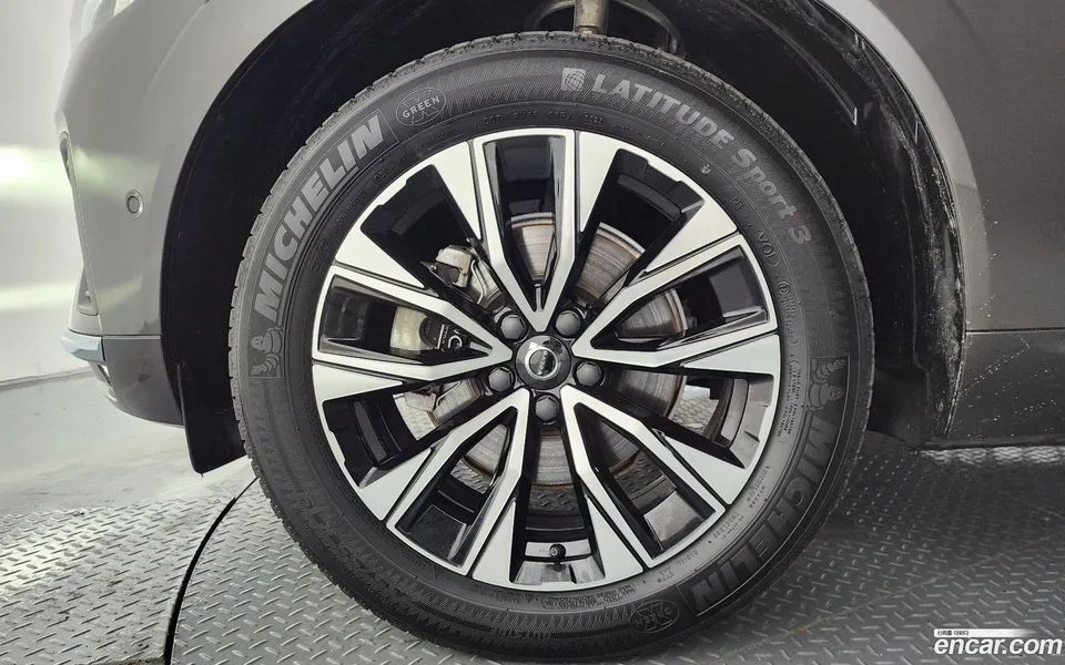 Volvo XC60 B5 2024 — миниатюра 5