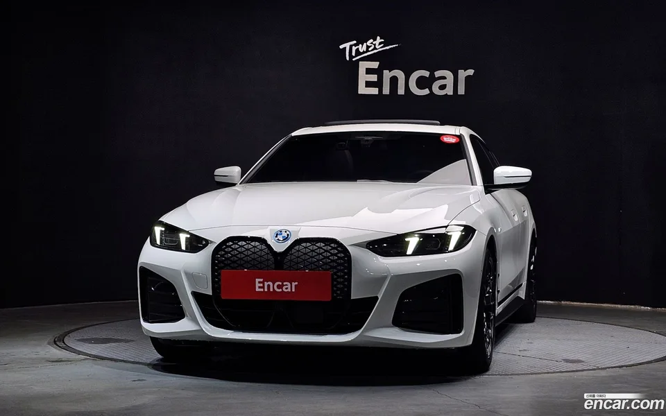 BMW i4 eDrive40 M 2025 — thumbnail 3