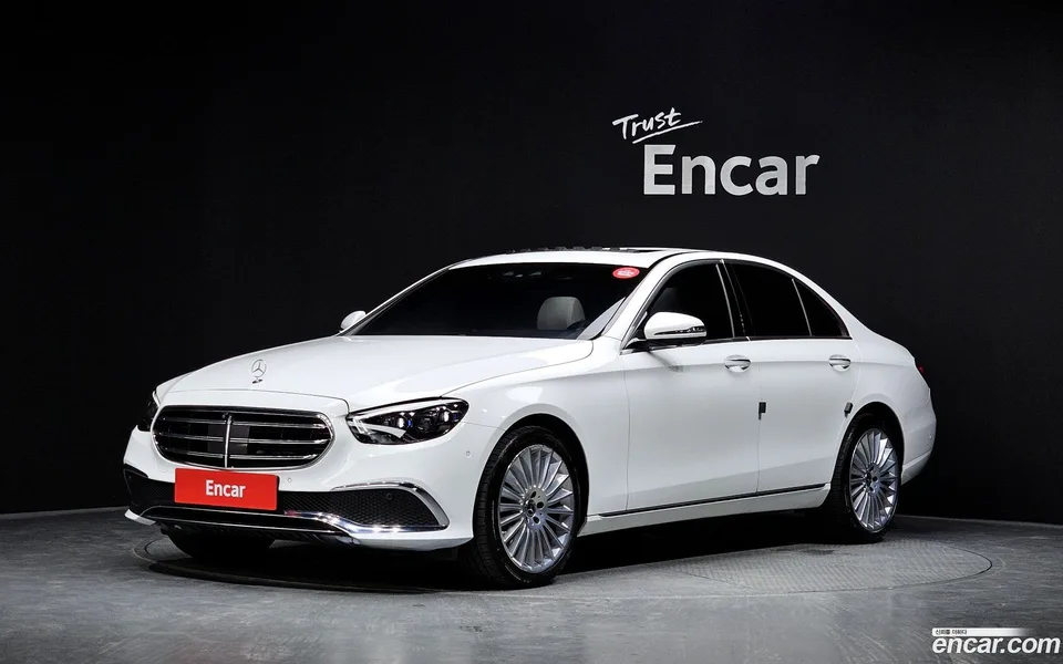 Mercedes-Benz E-Class E250 2022 — photo 1, buy with delivery to Moscow