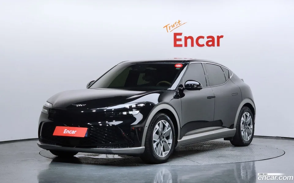 Genesis GV60 2022 — photo 1, buy with delivery to Moscow