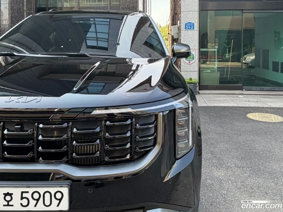 Kia Carnival HEV 9 X Line 2026 — thumbnail 3