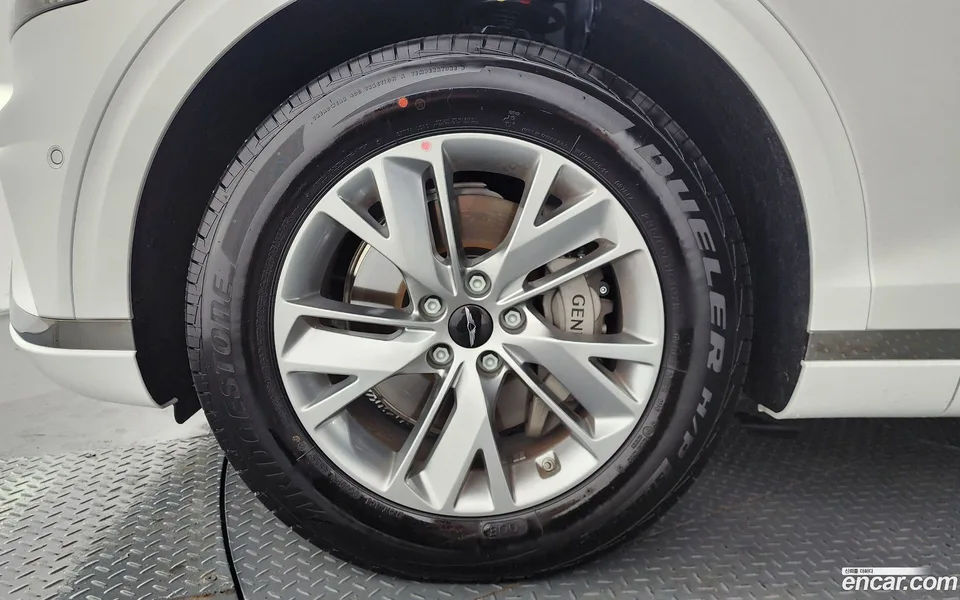 Genesis GV70 2.5T 2WD 2026 — thumbnail 5