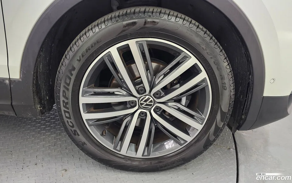 Volkswagen Tiguan 2.0 TDI 2024 — thumbnail 5
