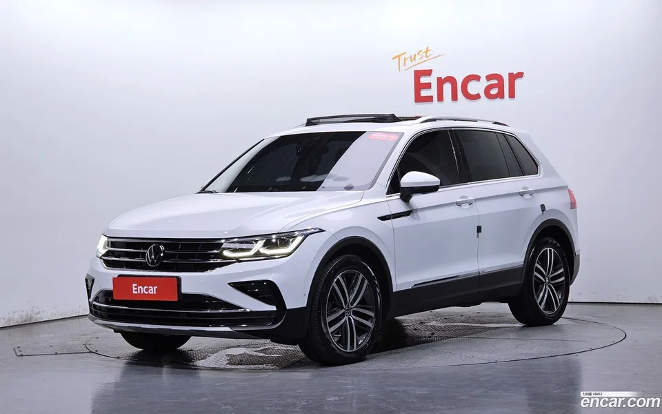 Volkswagen Tiguan 2.0 TDI 2024 — photo 1, buy with delivery to Moscow