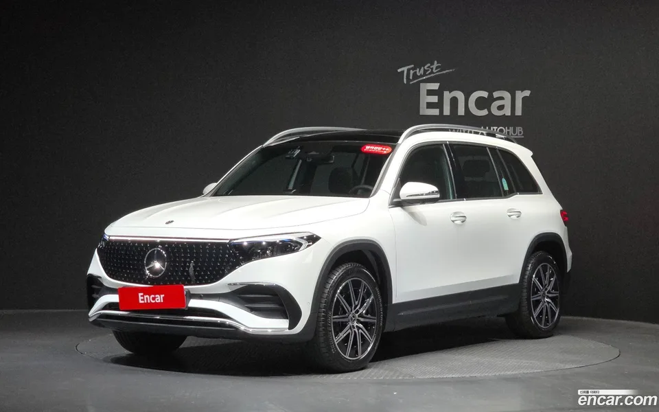 Mercedes-Benz EQB EQB300 4MATIC AMG 2025 — photo 1, buy with delivery to Moscow